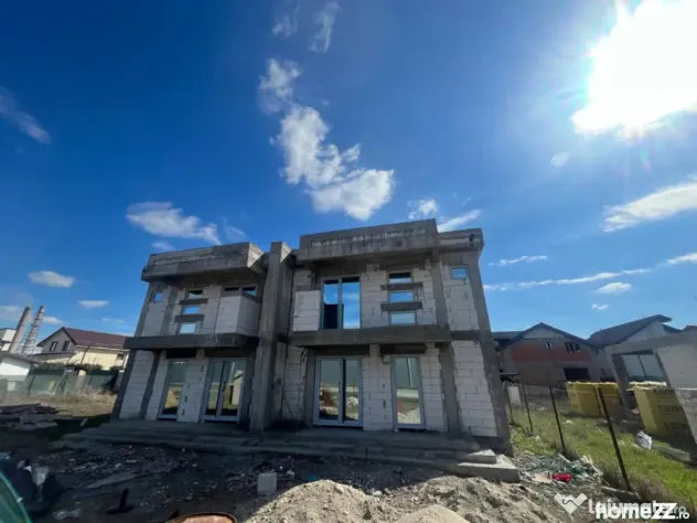 Casa-Duplex modern P+1, 233 mp, zona Nitella - Craiova (Dolj)