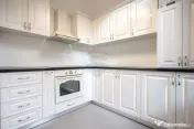Apartament unic de 3 camere, 130 mp, clădire istorică, ... 