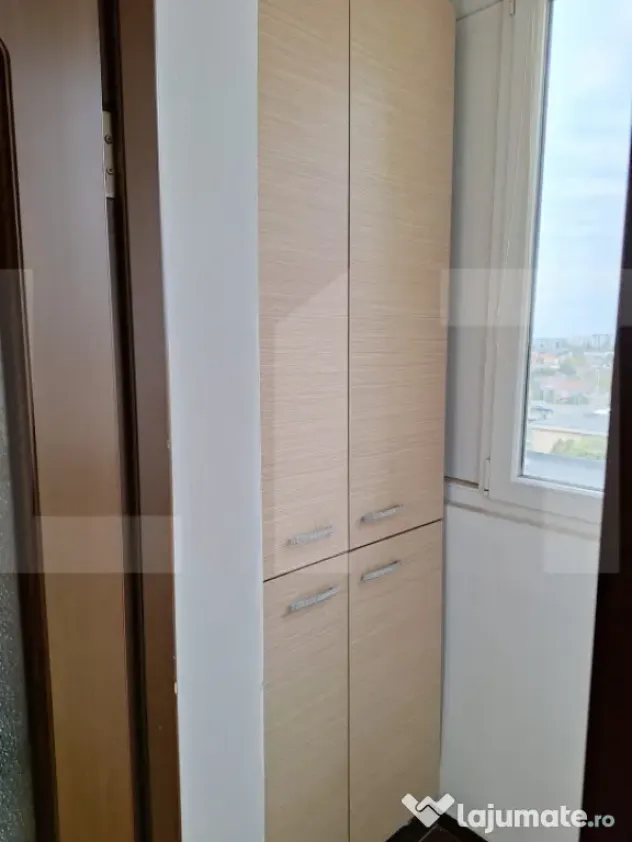 Apartament cu 3 camere, 79 mp, zona Garii