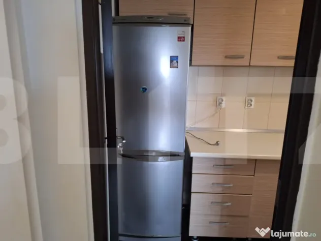 Apartament cu 3 camere, 79 mp, zona Garii