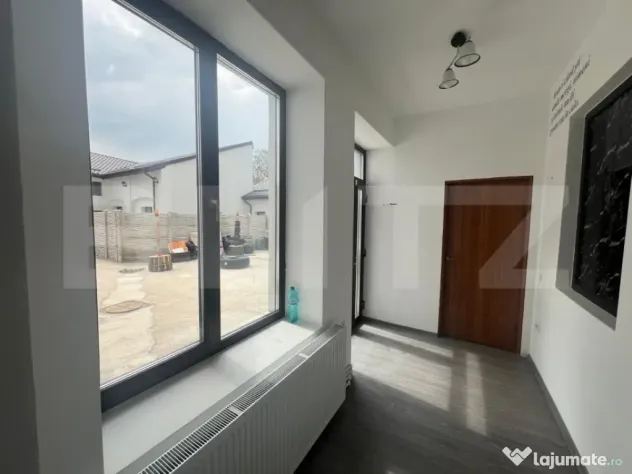 Spatiu birouri, 218 mp, curte, zona Central