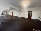 Spatiu birouri, 218mp, curte, central 