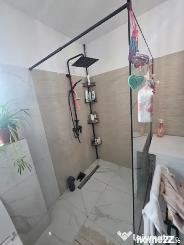 Casa complet mobilata, parter, 126 mp, 400 mp curte, zona Me - Craiova (Dolj)