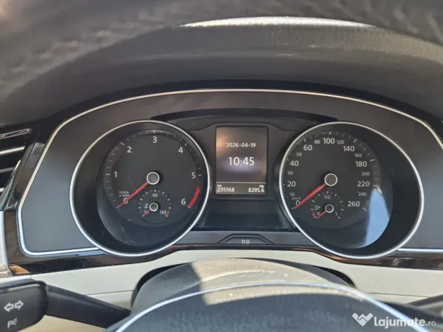 Volkswagen Passat B8 2015 2.0 TDI