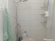 Casa renovata, 3 camere cu teren 900mp, pe E81, Floresti 