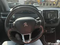Peugeot 208, 1.6 benzina, 156 cp. cutie manuala 6 trepte