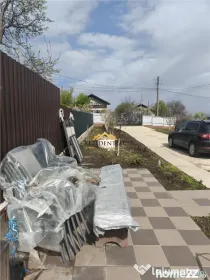 CASA DE VACANTA SI TEREN