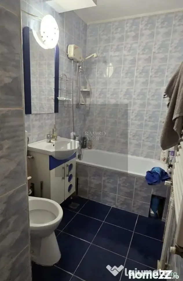 Apartament 3 camere Bd Ctin Brancoveanu /parcare