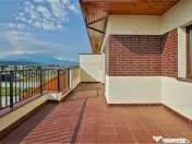 Apartament 3 camere, open space - zona Cristian 