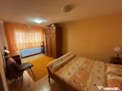 Apartament cu 3 camere de , zona Quattro. 