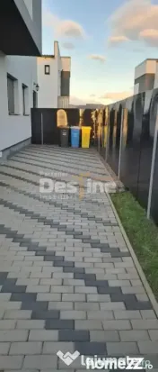 Apartament cu 2 camere in vila, suprafata 52 mp si loc de pa 