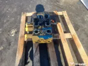 Distribuitor hidraulic M7-3004-02 pentru buldozer Liebherr 732 