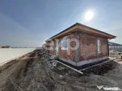 De vanzare casa parter zona linistita Crevedia 