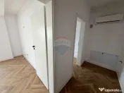 Apartament 3 camere bloc nou zona Finante 