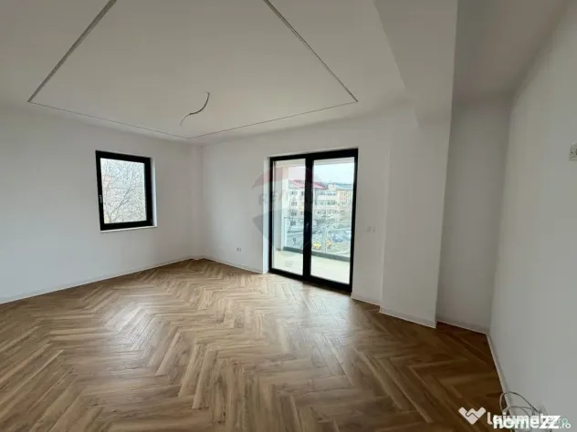 Apartament 3 camere bloc nou zona Finante