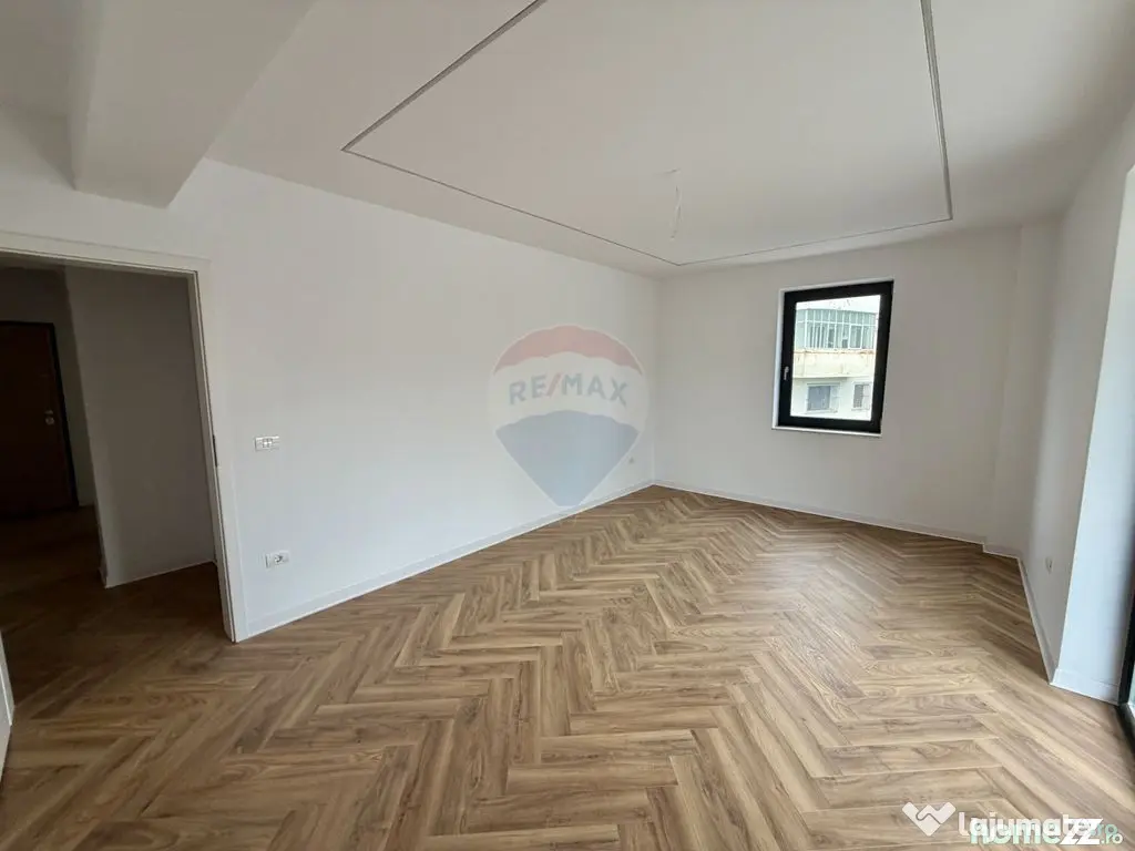 Apartament 3 camere bloc nou zona Finante