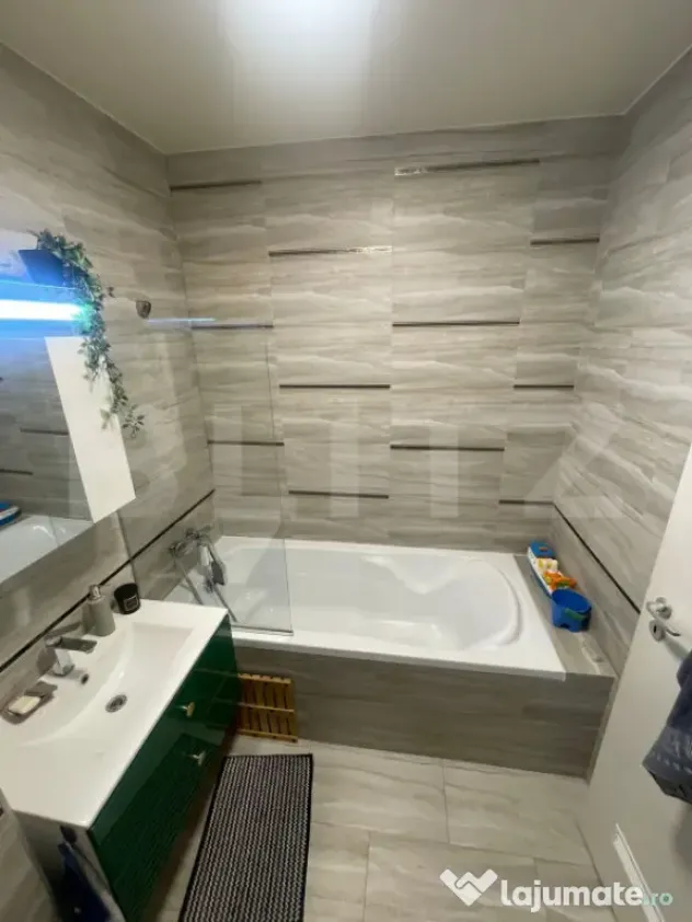 Apartament 3 camere + terasă 35 mp | 114 mp total | Zonă M