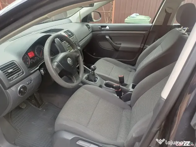 VW Jetta 2006 1.6MPI