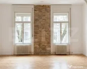 Apartament cu 3 Camere – 100 mp – Pretabil Birou sau Loc 