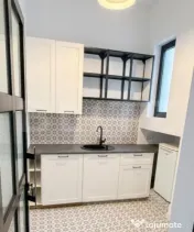 Apartament cu 3 Camere – 100 mp – Pretabil Birou sau Loc 