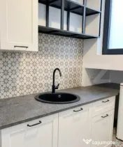 Apartament cu 3 Camere – 100 mp – Pretabil Birou sau Loc 