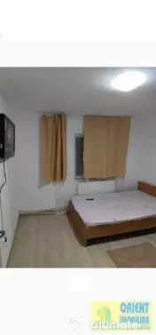 Km 5, de vanzare 2 camere, decomandat, gaze, mobilat 