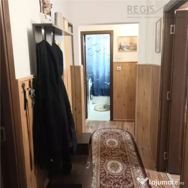 Apartament 3 camere decomandat, 2 bai, zona excelenta