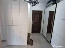 Vând Garsoniera mobilată