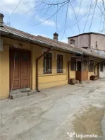 Casa 3 cam zona Armeneasca- Mosilor, str. Toamnei