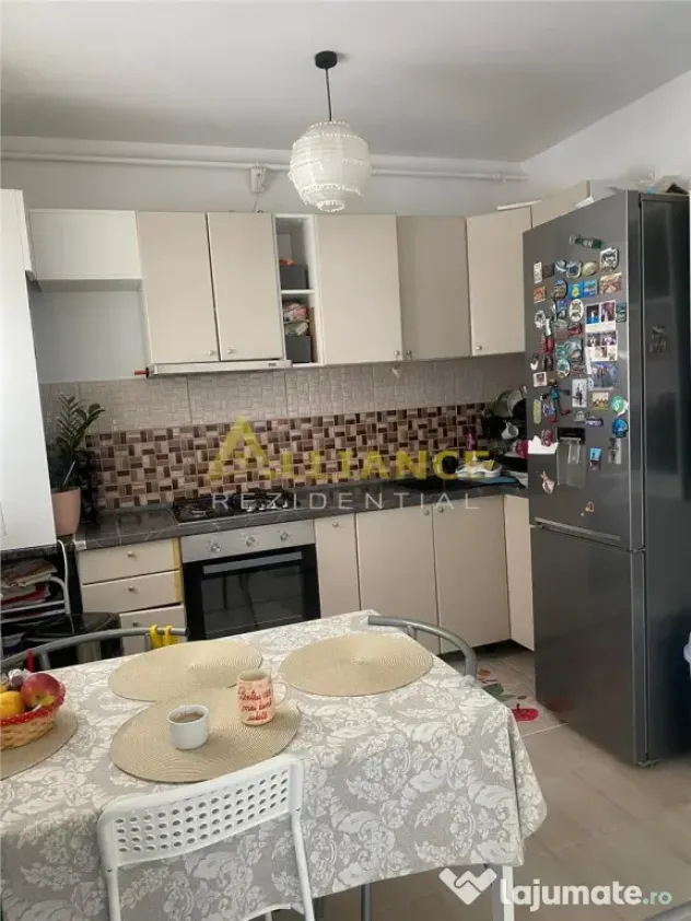 Eleganta si confort: 3 camere cu parcare, in zona Grand Aren