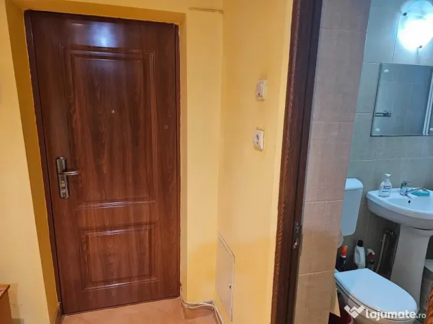 Vitan mall etaj 6 din 8 decomandat