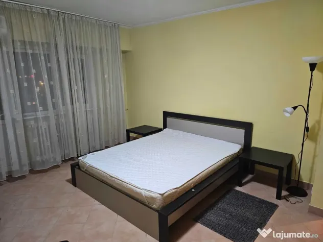 Vitan mall etaj 6 din 8 decomandat