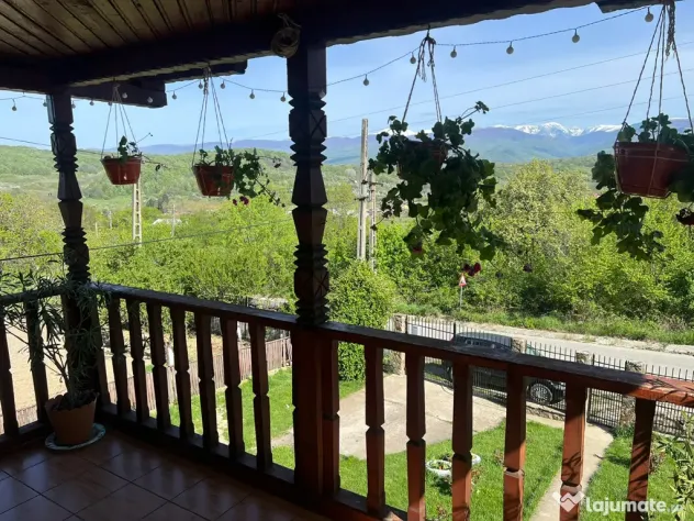 Casă la munte cu teren 9.000 mp Cârligei Bumbești Pițic Gorj