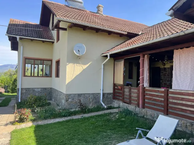 Casă la munte cu teren 9.000 mp Cârligei Bumbești Pițic Gorj