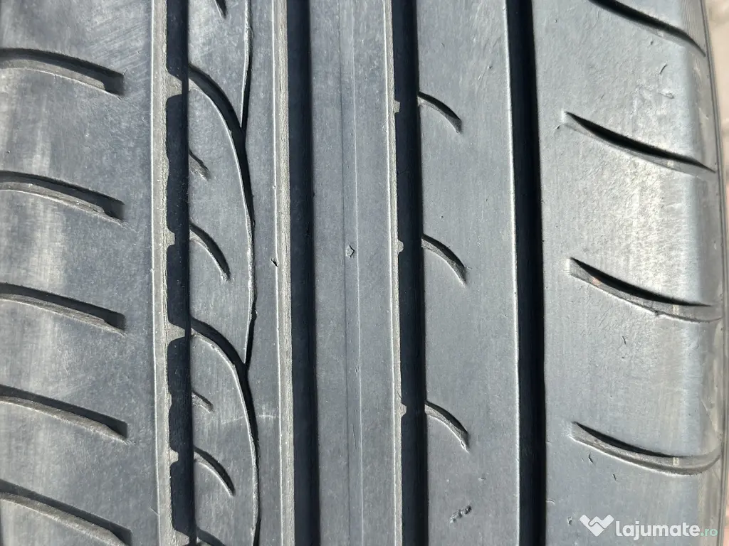 Set Anvelope Vara Dunlop Sport Fastresponse 215/65 R16 DOT2021