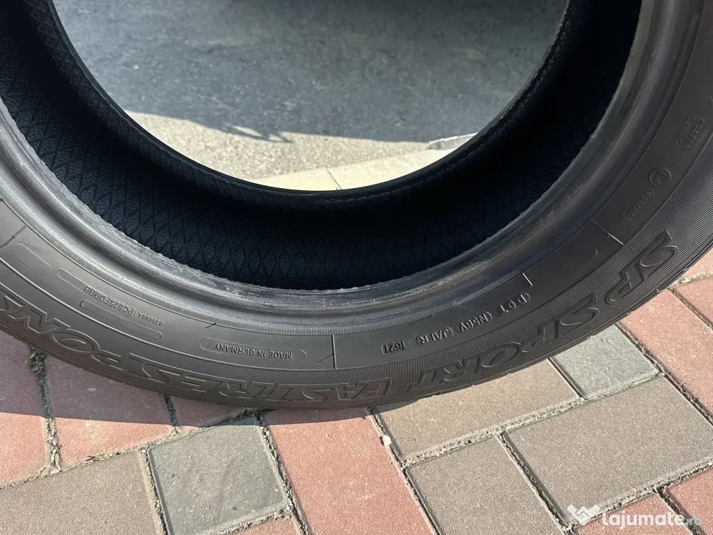 Set Anvelope Vara Dunlop Sport Fastresponse 215/65 R16 DOT2021