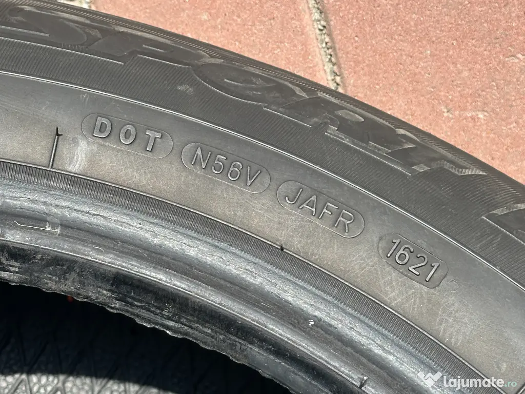 Set Anvelope Vara Dunlop Sport Fastresponse 215/65 R16 DOT2021