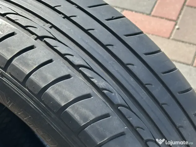 Set Anvelope Vara Dunlop Sport Fastresponse 215/65 R16 DOT2021