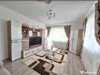 Proprietar- apartament spatios 2 camere de vanzare cu loc de parcare i 