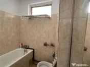 Apartament 3 camere- zona centrala. 