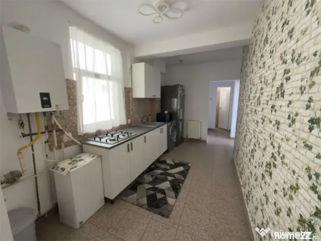 Apartament 4 camere, 71 mp, zona Centrala - Ploiesti (Prahova)