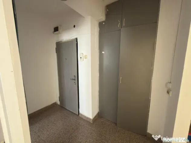 Apartament 4 camere, 71 mp, zona Centrala - Ploiesti (Prahova)