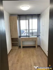 In centrul orasului, pretabil si pentru cabinet medical, sal 