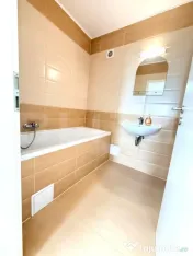 Ap modern 2 camere -Avantgarden Coresi, intermediar + parcar 