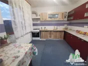 Vila 5 camere regie proprie cu gradina/garaj in Bacu (Joita) 