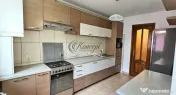 Apartament modern cu parcare 