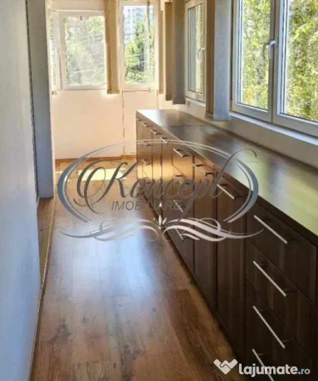 Apartament modern cu parcare