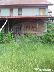 DE VANZARE Casă / Vilă cu 5 camere DOMNESTI 