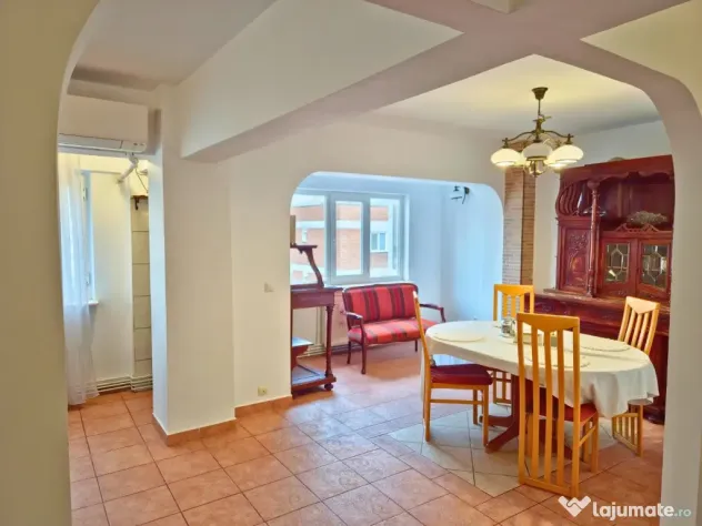 APARTAMENT DE INCHIRIAT IN CENTRU - 4 CAMERE