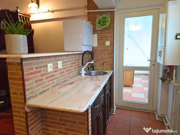 APARTAMENT DE INCHIRIAT IN CENTRU - 4 CAMERE